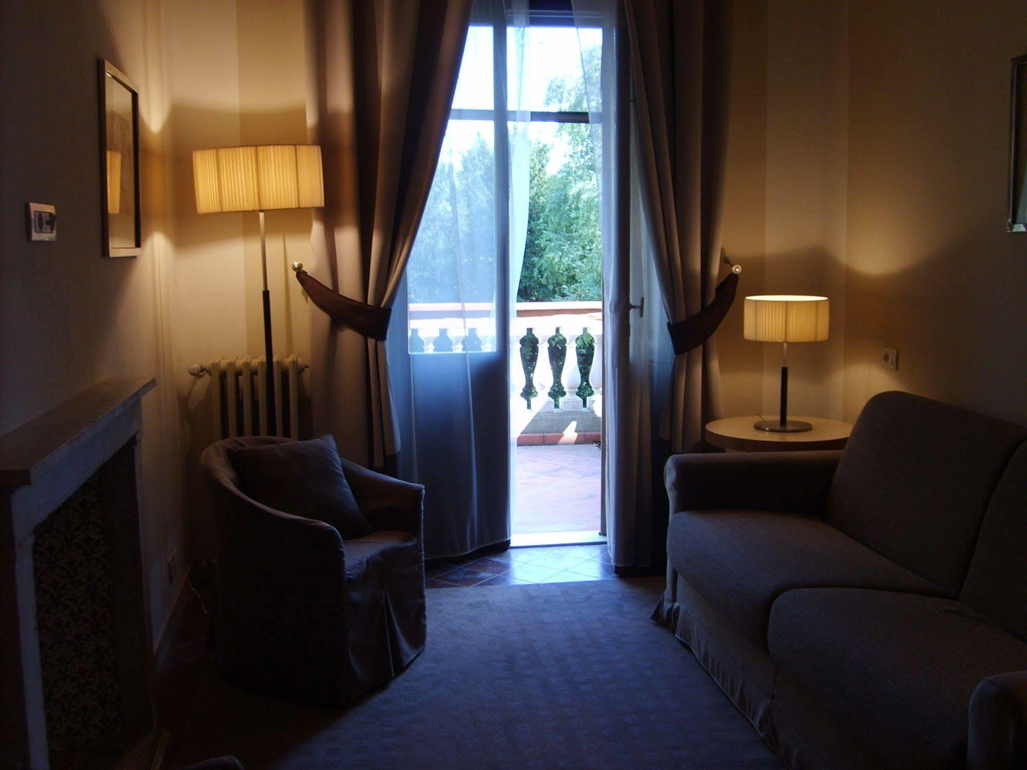 Villa Dei Tigli 920 Liberty Resort Rodigo Luaran gambar